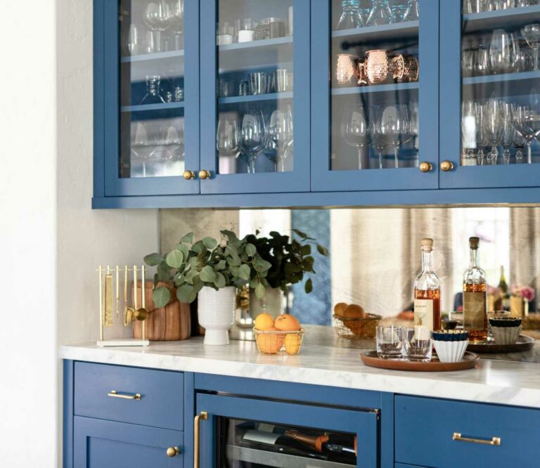 Top 5 Tips for Custom Cabinets in Small Spaces
