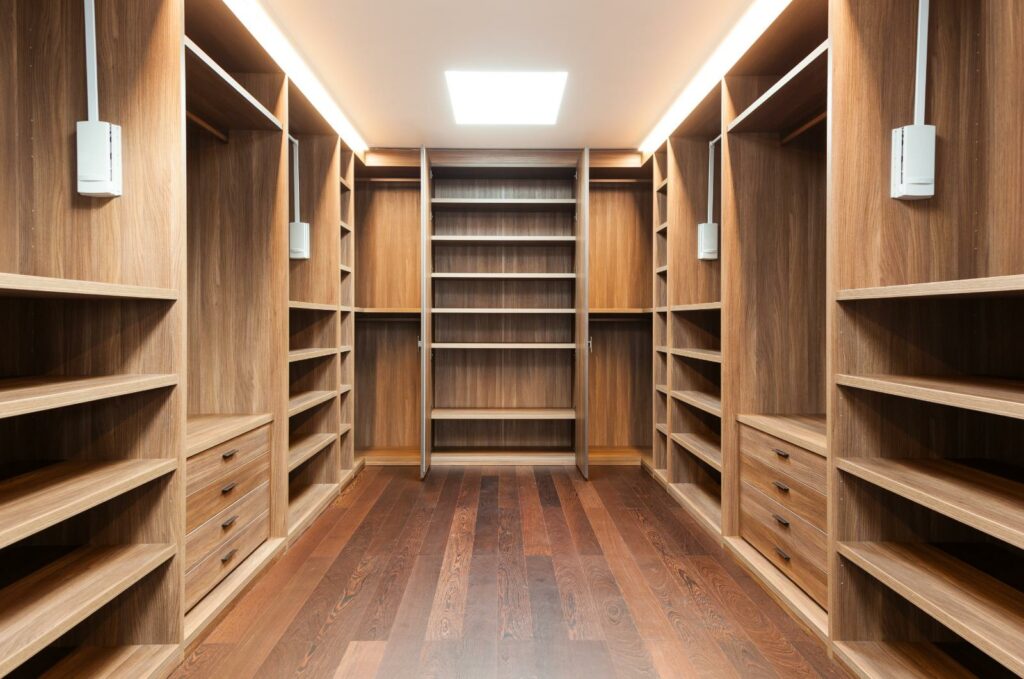 Why Choose Custom Closet Organizers in Grand Rapids?