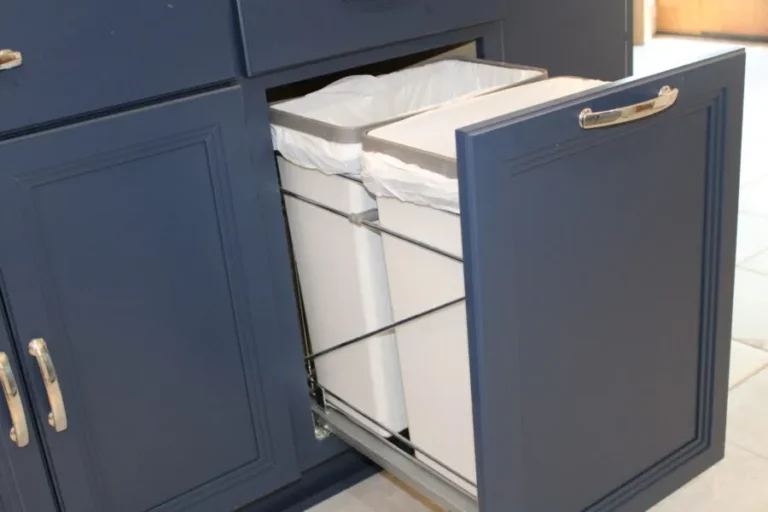 Waste bin concealing pull-out