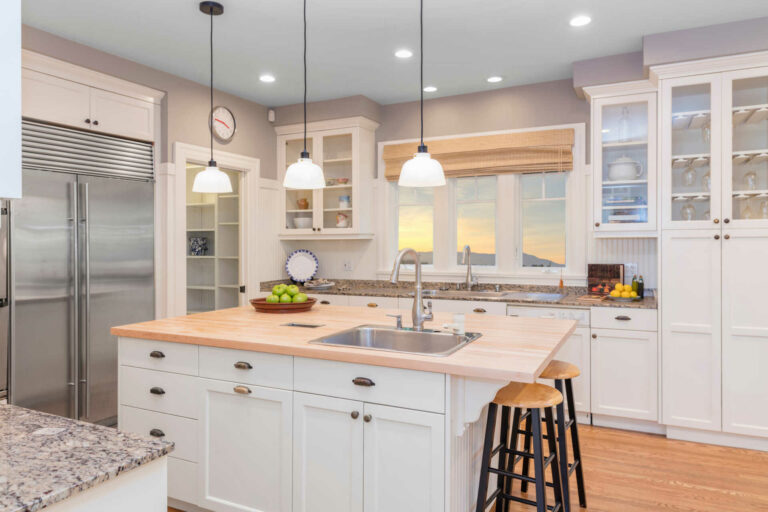 Budget-Friendly Tips for Updating Kitchen Cabinets