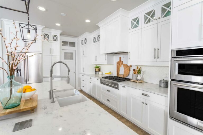 Maximize Kitchen Storage With Custom Cabinets: 15 Expert Tips
